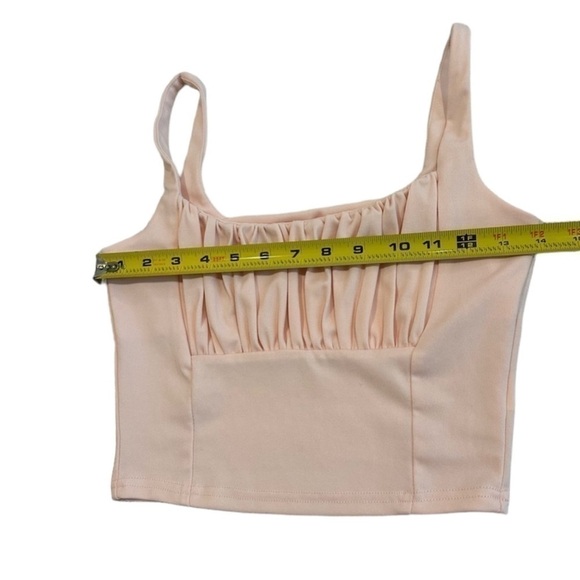 Light Pink Women's Ruched Sleeveless Cropped Cami Size Small - Picture 7 of 10